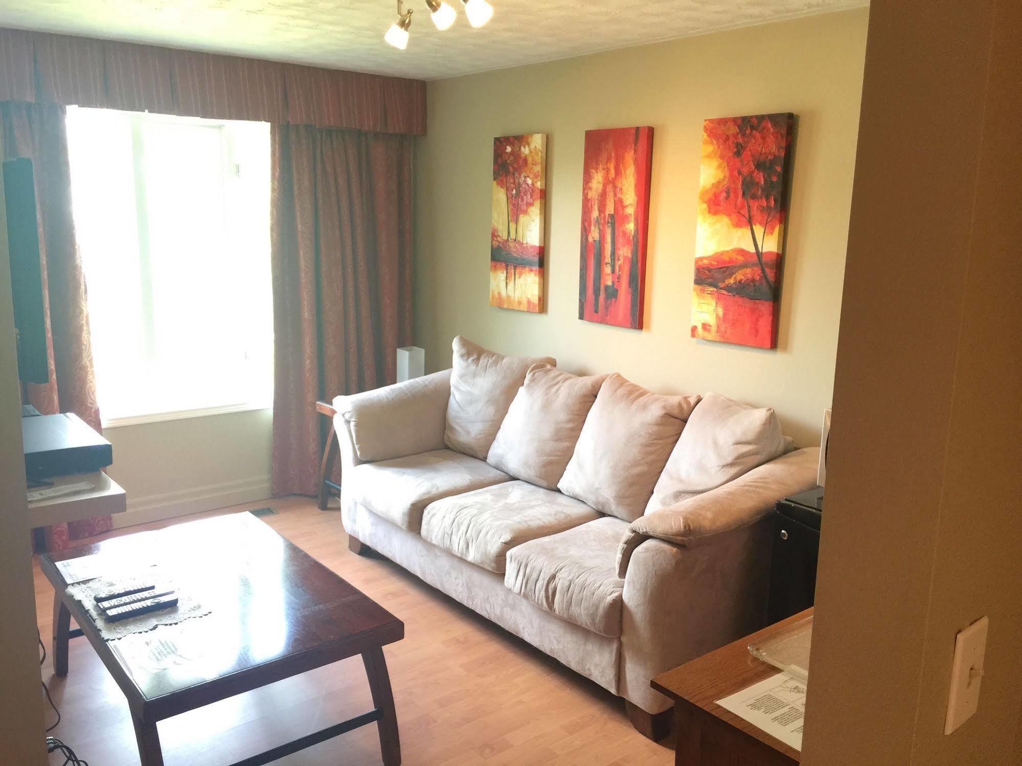 Grey Rose Suites Hanover エクステリア 写真